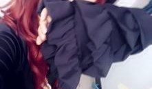 红发女生自拍吃瓜,趣味瞬间引网友热议