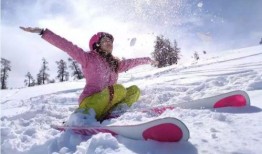 阿勒泰滑雪缆车吃瓜,吃瓜群众的欢乐天堂