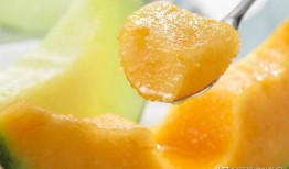 梦见吃哈密瓜很甜,揭秘哈密瓜梦境的寓意