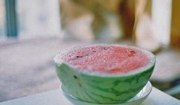 小暑吃瓜谚语大全,传统谚语中的夏日食瓜智慧