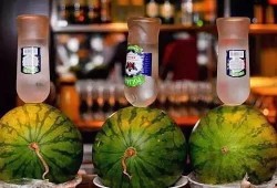 躲在瓜里吃瓜,揭秘躲在瓜里吃瓜的独特体验