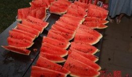 乌鲁木齐吃的瓜,品尝西域特色瓜果之旅