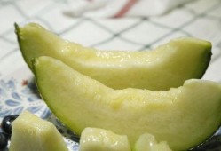 年终吃大瓜,盘点娱乐圈年度大瓜，揭秘明星幕后故事