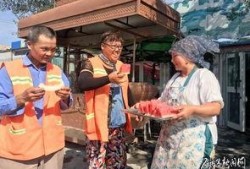 兄弟照外景吃瓜