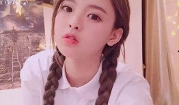 杨超越吃瓜唱歌,展现多面魅力