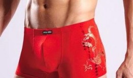 红内裤男吃瓜,揭秘娱乐圈幕后真相